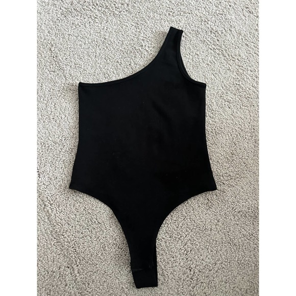 4TH & RECKLESS Charla One-Shoulder - Picture 2 of 10